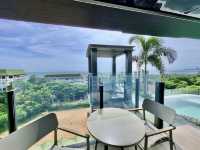 Cross Vibe Pattaya Seaphere โรงแรมสวยพัทยา