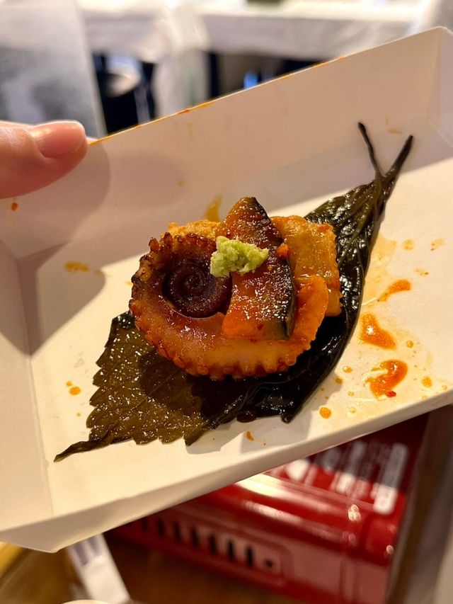여수 역대급 바다뷰 레트로 감성 삼합 맛집