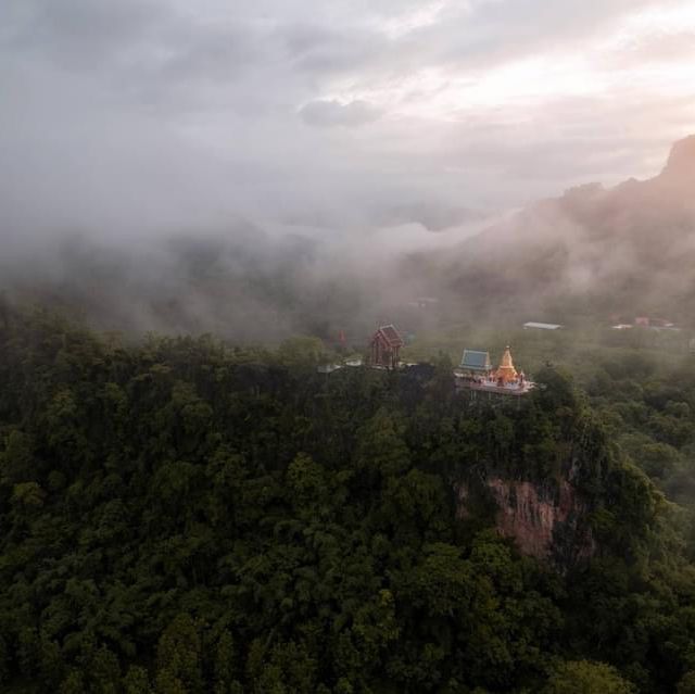 วัดท่าขนุนท่ามกลางธรรมชาติ🌳⛰️