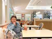 คาเฟ่น่ารักในโรงแรมหรู 