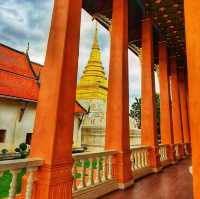 วัดพระธาตุช้างค้ำวรวิหาร สักการะพระเจ้าหลวง