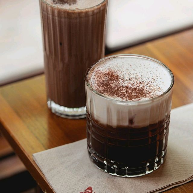 📌 KINA CAFFE | Providing various spaces for you.
