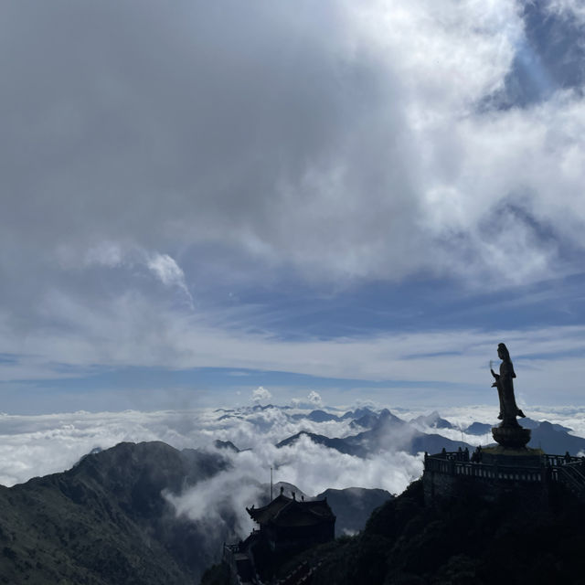 【ファンシーパン山】ベトナム北部のサパから行ける絶景の山