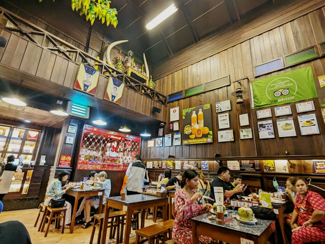 Thipsamai 