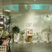House of Hobby: คาเฟ่สำหรับคนรักอาร์ตและของเล่น