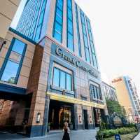 โรงแรมกลางใจกรุง ทำเลดี ชมพลุ ICONSIAM