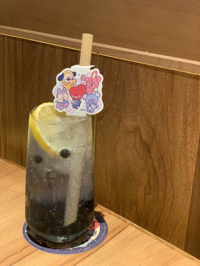  打卡BT21 主題