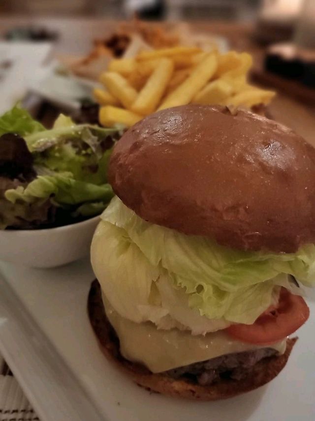 Indulge in Culinary Delights at COMO Cocoa Island