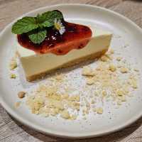ร้าน WHITE CACTUS คาเฟ่บรรยากาศดี