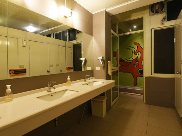 Flip Flop Hostel