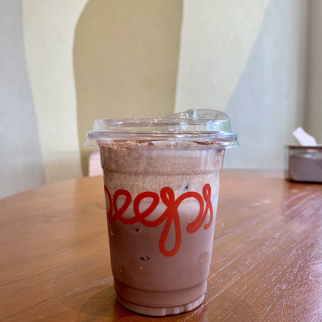 📍 𝐏𝐞𝐞𝐩𝐬 𝐛𝐫𝐞𝐚𝐤𝐟𝐚𝐬𝐭 𝐚𝐧𝐝 𝐛𝐚𝐫