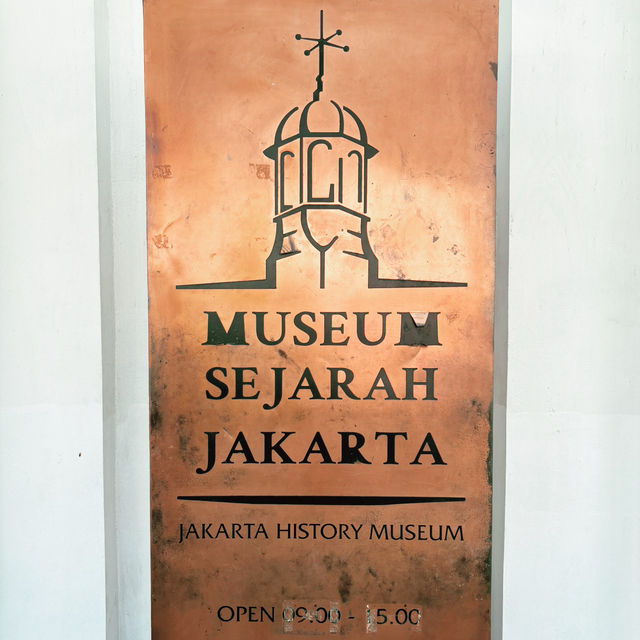 Kota Tua Jakarta: A Solo Sojourn Through History and Culture