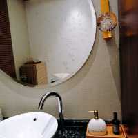 Villa Rotana Spa：奢華放鬆的綠洲