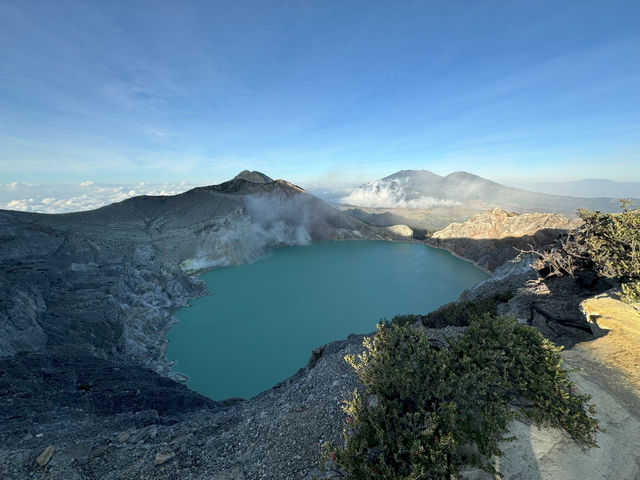 Journey to Mt. ijen: A Sunrise Hike
