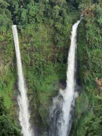 เที่ยวน้ำตก เล่นzipline ที่ลาวใต้