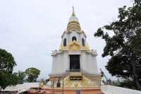 อุโบสถรากไม้ แห่งบ้านไร่ อุทัยธานี