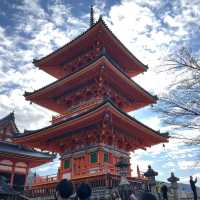 Kiyomizudera: Kyoto’s Timeless Temple of Pure Water