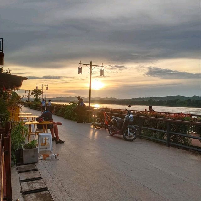 ใช้ชีวิต Slow life ริมฝั่งโขง @เชียงคาน จ.เลย 