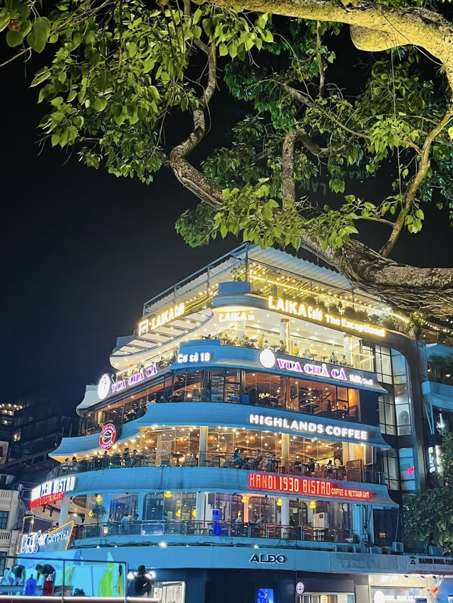 Cafés Around Hanoi’s Hoàn Kiếm Lake: Sipping Coffee with a View