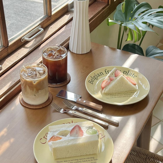 【韓国】おままごとの舞台のようなとっても可愛らしい雰囲気のカフェ
