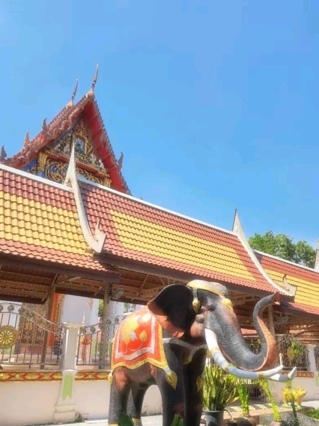 เที่ยวกาญกัน : วัดใหม่เจริญผล 😇✨️🙏