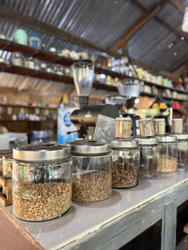 Lak 40 Coffee & Tea 