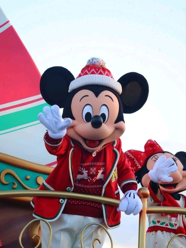 ディズニー・クリスマス・ストーリーズ“フォンド・フェアウェル”2024