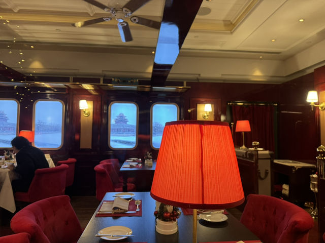 在半島節日列車用餐🚂過一個浪漫的白色聖誕