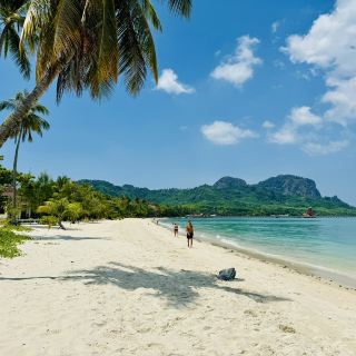 Take me back to this island paradise 🇹🇭 
