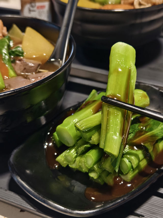 永年特調辣醬串串,辣得過癮 永年特調辣醬串串,辣得過癮