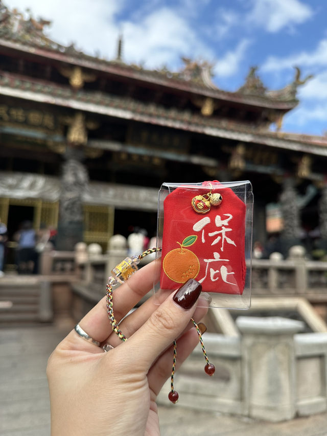 【台北萬華】誠心參拜🙏🏻台灣最著名的艋舺龍山寺