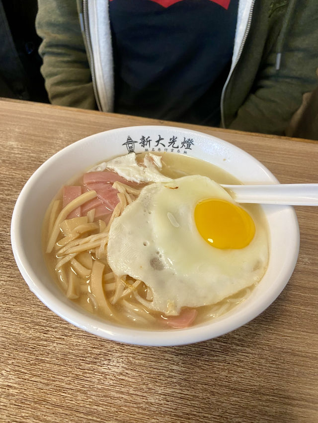 🌤️🇭🇰南豐紗廠「新大光燈」｜懷舊港式茶餐燈光重現💡😋