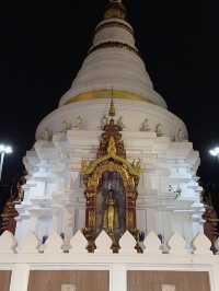 Temple Hopping in Chiang Mai