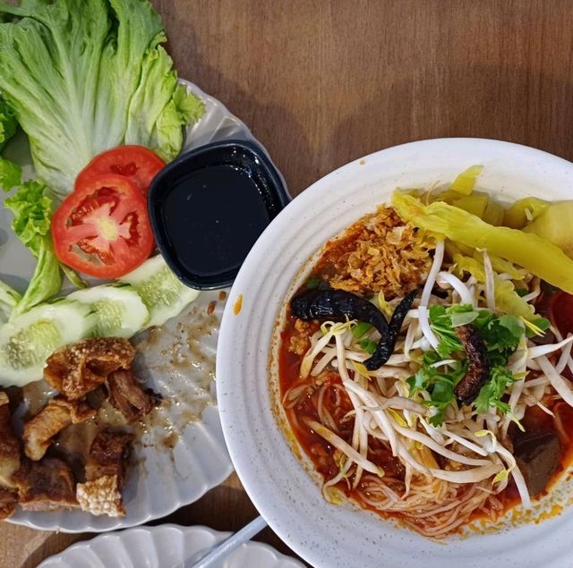 ทานอาหารเหนือ ร้านข้าวเส้น @เชียงดาว