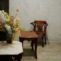  Warmth & Whimsy at Hei Kim Cafe