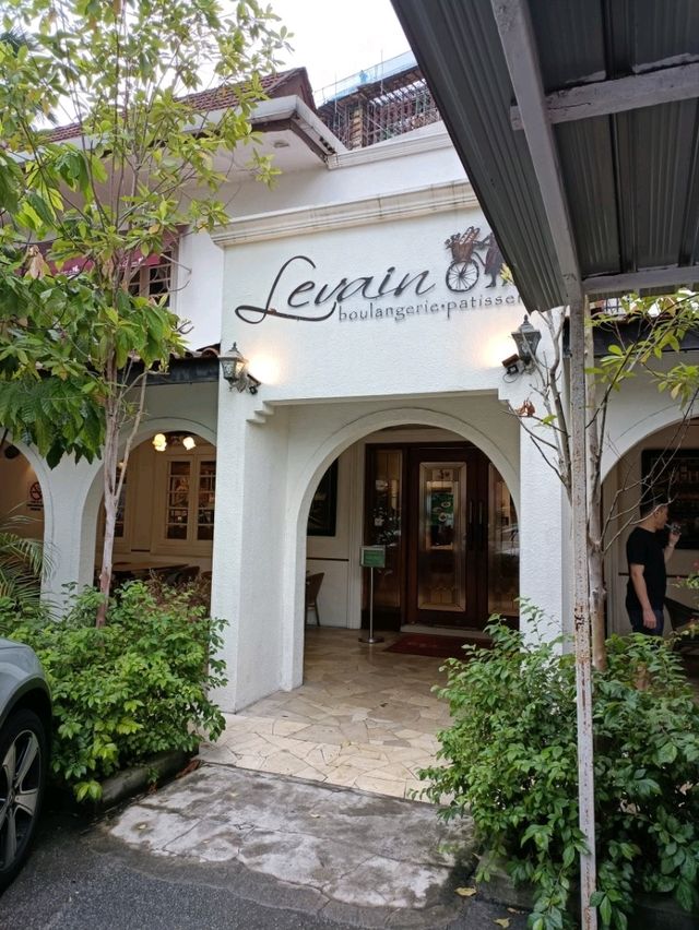 Experience the Art of Artisan Baking at Levain Boulangerie & Patisserie Kuala Lumpur