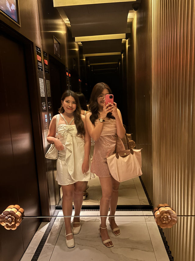 รีวิว Rooftop บนโรงแรม 5 ดาว @ HONG's Sky Bar🍷