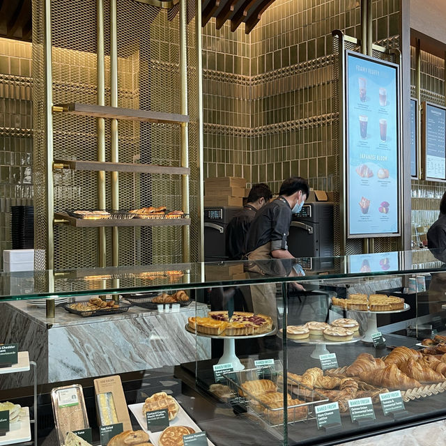 Starbucks ที่วิวดีที่สุดในกรุงเทพ! 