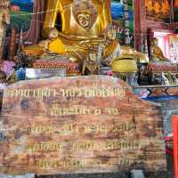 หลวงพ่อเพชรอุ้มเพชร -พระอกแตกเมืองพระยาพิชัย
