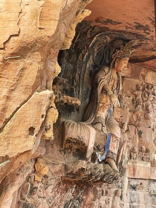 📍Dazu rock carvings