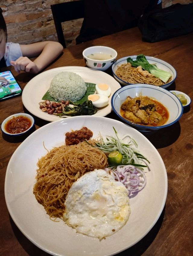 Explore Hidden Gem Restaurant at Melaka