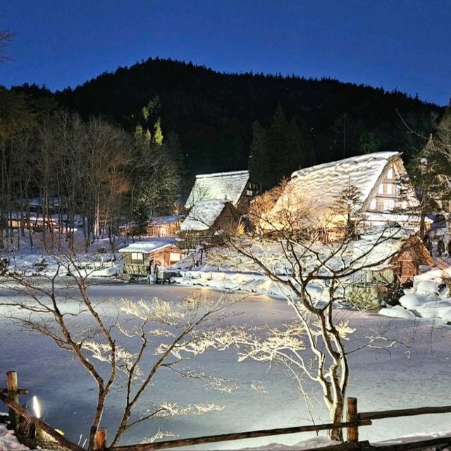 水墨画のような幽玄さ