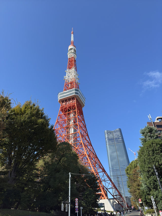 東京的奇幻一日遊：六本木與東京鐵塔的完美結合 🌟