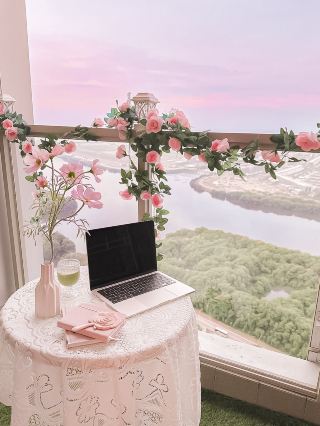 Work life balance in Jakarta 💻🌷💕