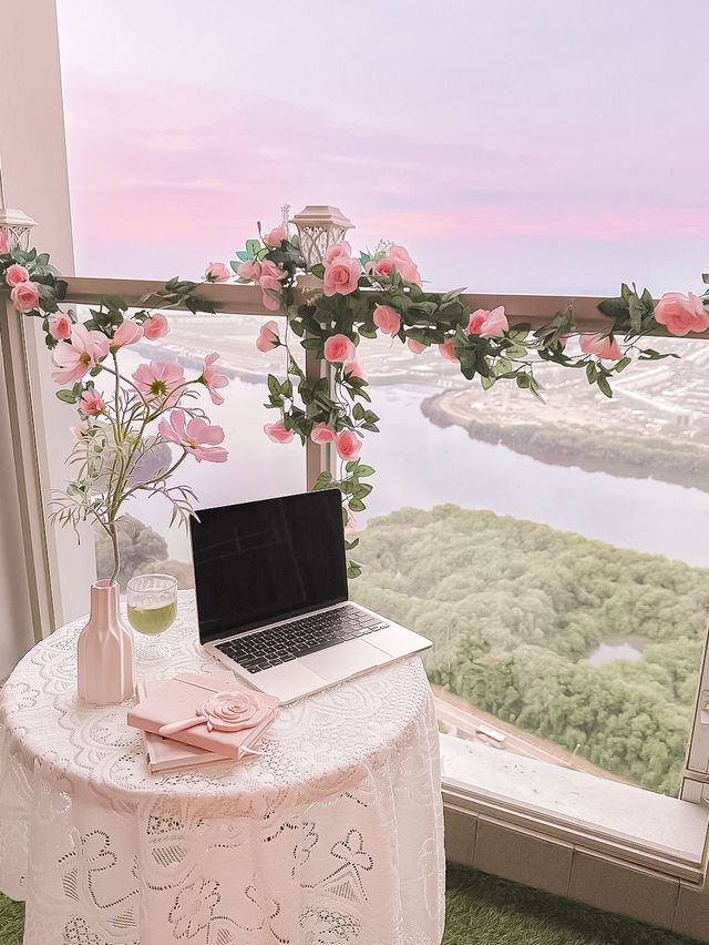 Work life balance in Jakarta 💻🌷💕