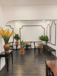 APRIL TEA SHOP 