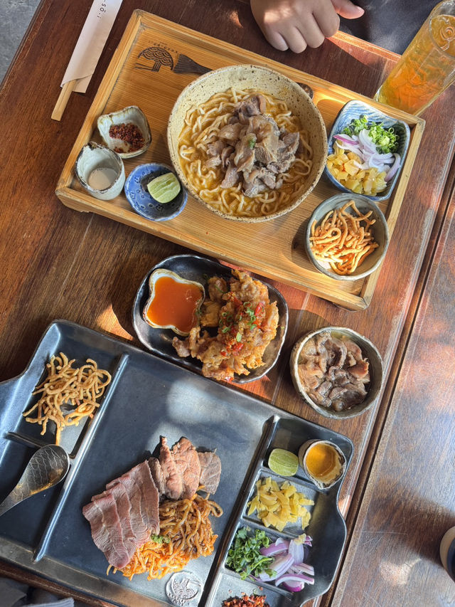 คาเฟ่เพียบ ย่านนิมมาน ใกล้ที่พักสุดๆ