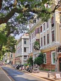 Discover the charm of Shamian Island in Guangzhou! 🏝️