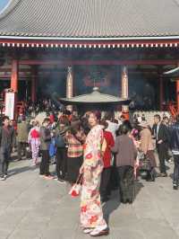 Stepping into Tradition: Sensoji in a Kimono! ⛩️✨
