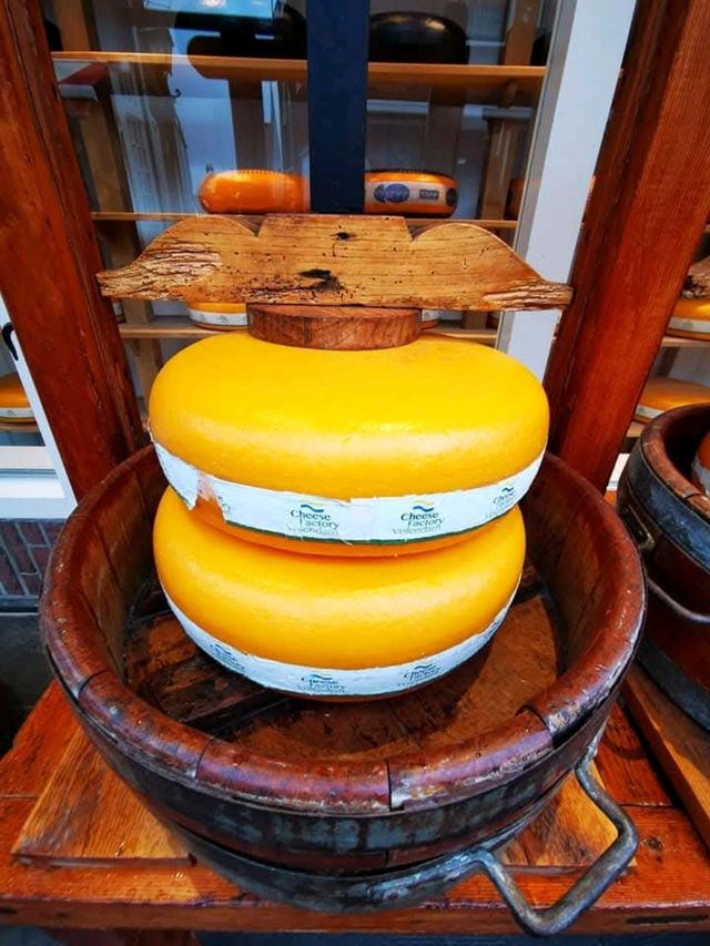 Marken's Timeless Charm: A Sustainable Stroll and Cheese Delight